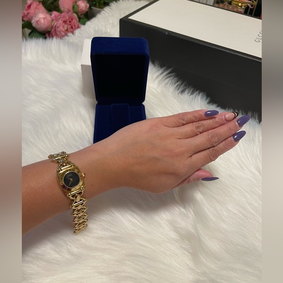 ‼️ SOLD ‼️Gucci Horsebit  Watch - Picture 8 of 11